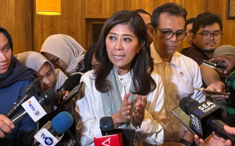 Pemerintah Siapkan Aturan Perlindungan Anak di Ruang Digital